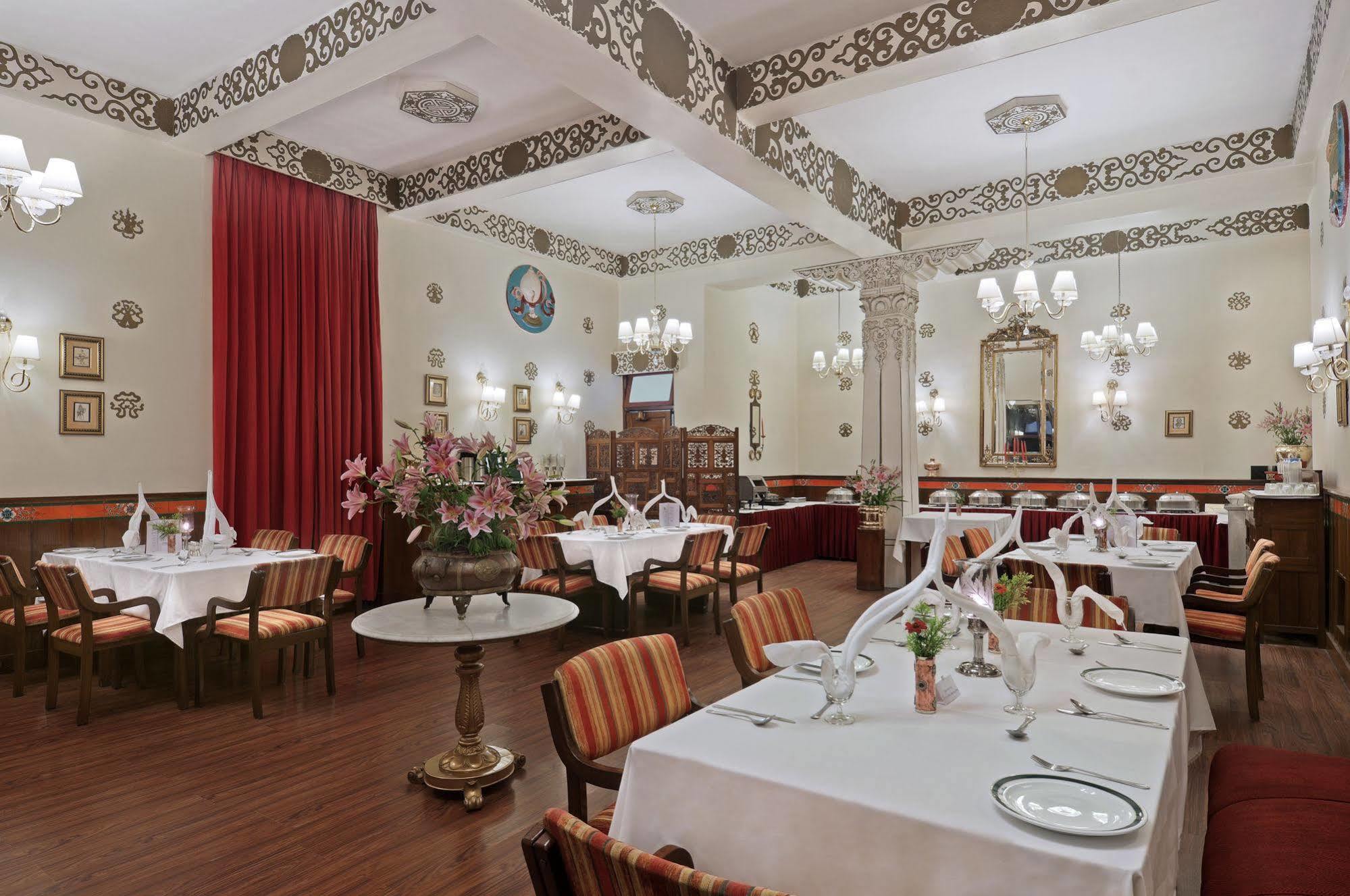 The Elgin Norkhill - Heritage Resort And Spa Gangtok Eksteriør bilde
